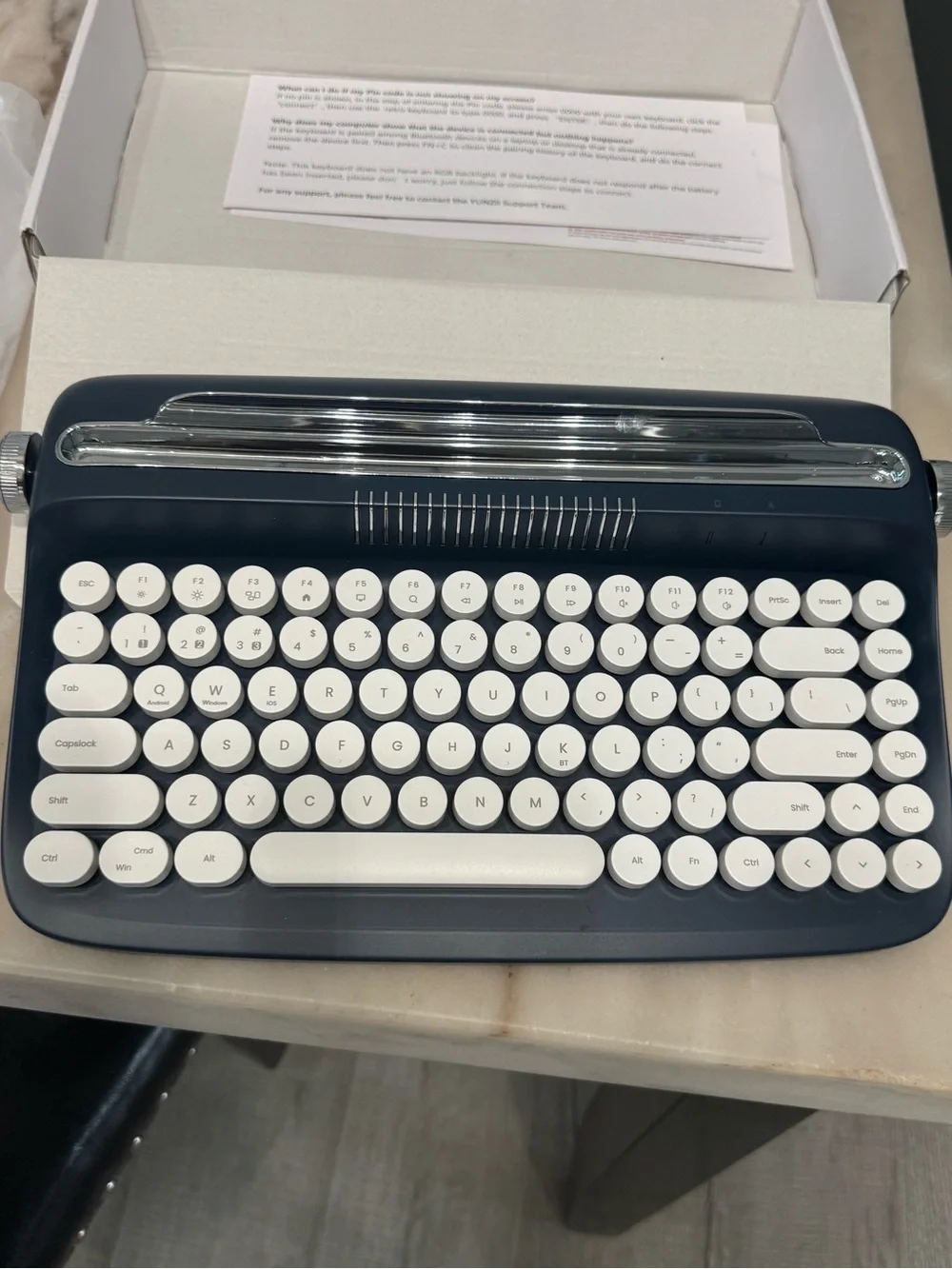 Retro-Style Wireless Keyboard in Navy with White Round Keys